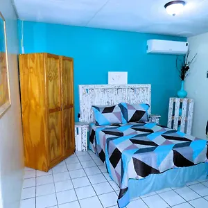 Artist Curacao Apartment Willemstad